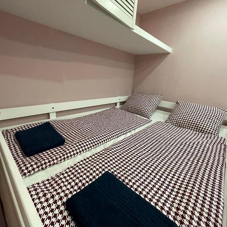 Deluxe Sapphire Residency - 4 Bedrooms Budapest Exterior foto